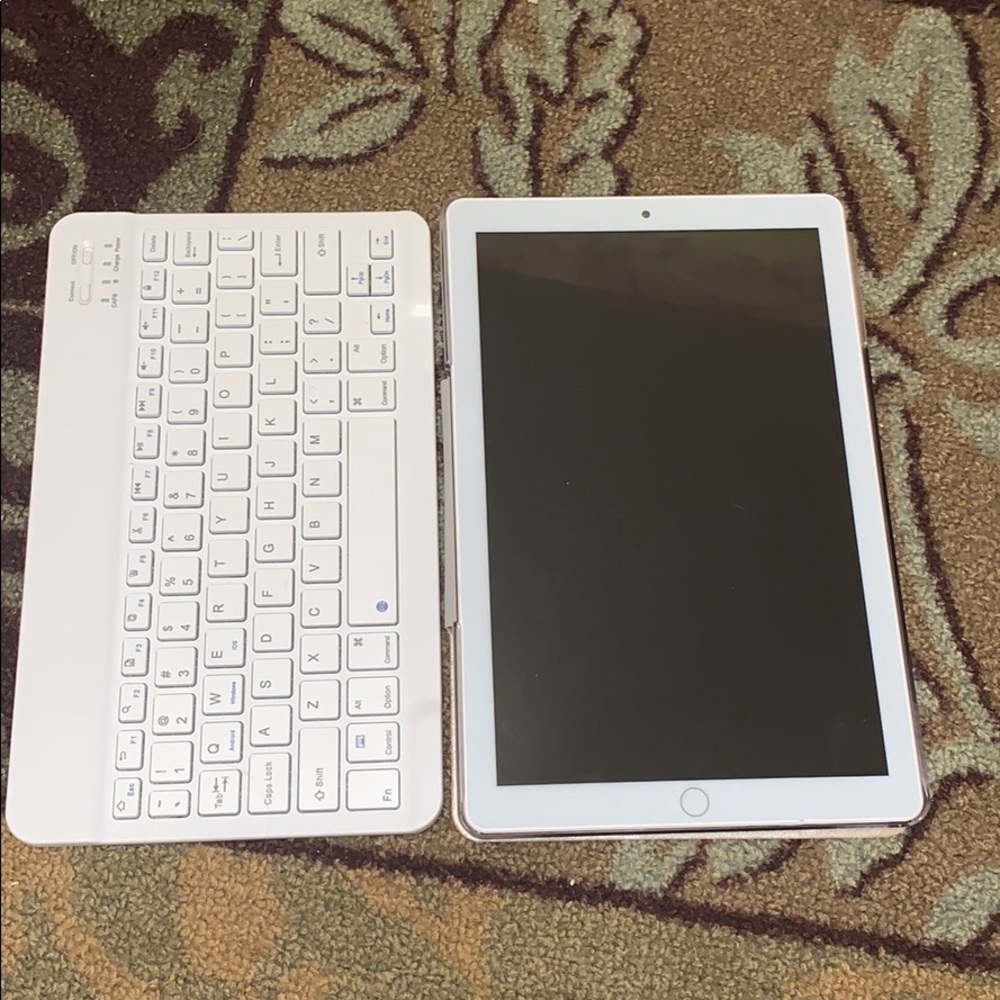 2-1 tablet/laptop